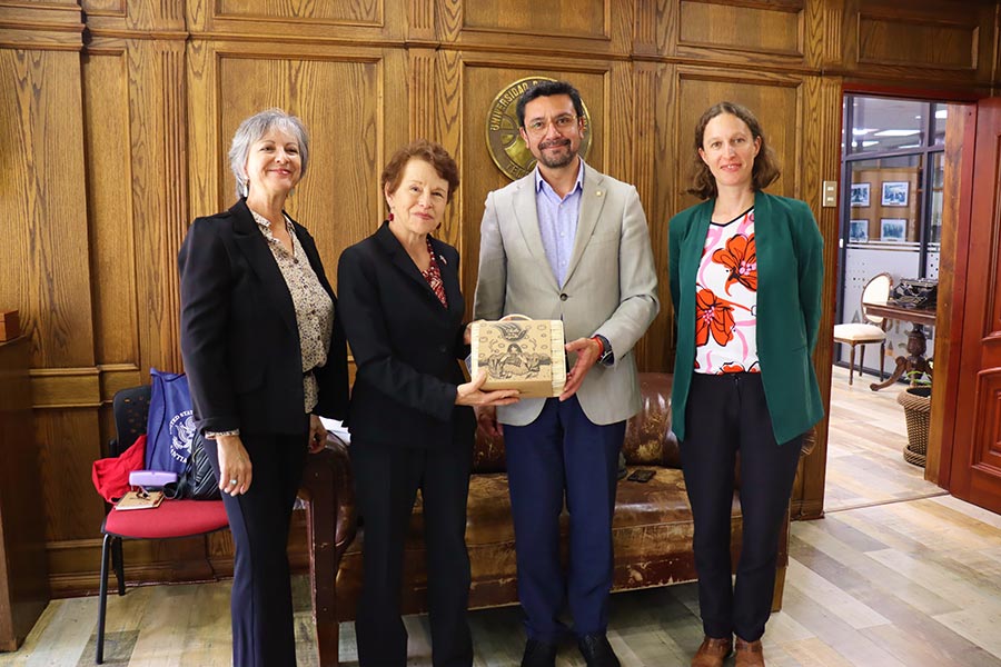 embajada de Estados Unidos en Chile estrecha lazos academicos con UFRO